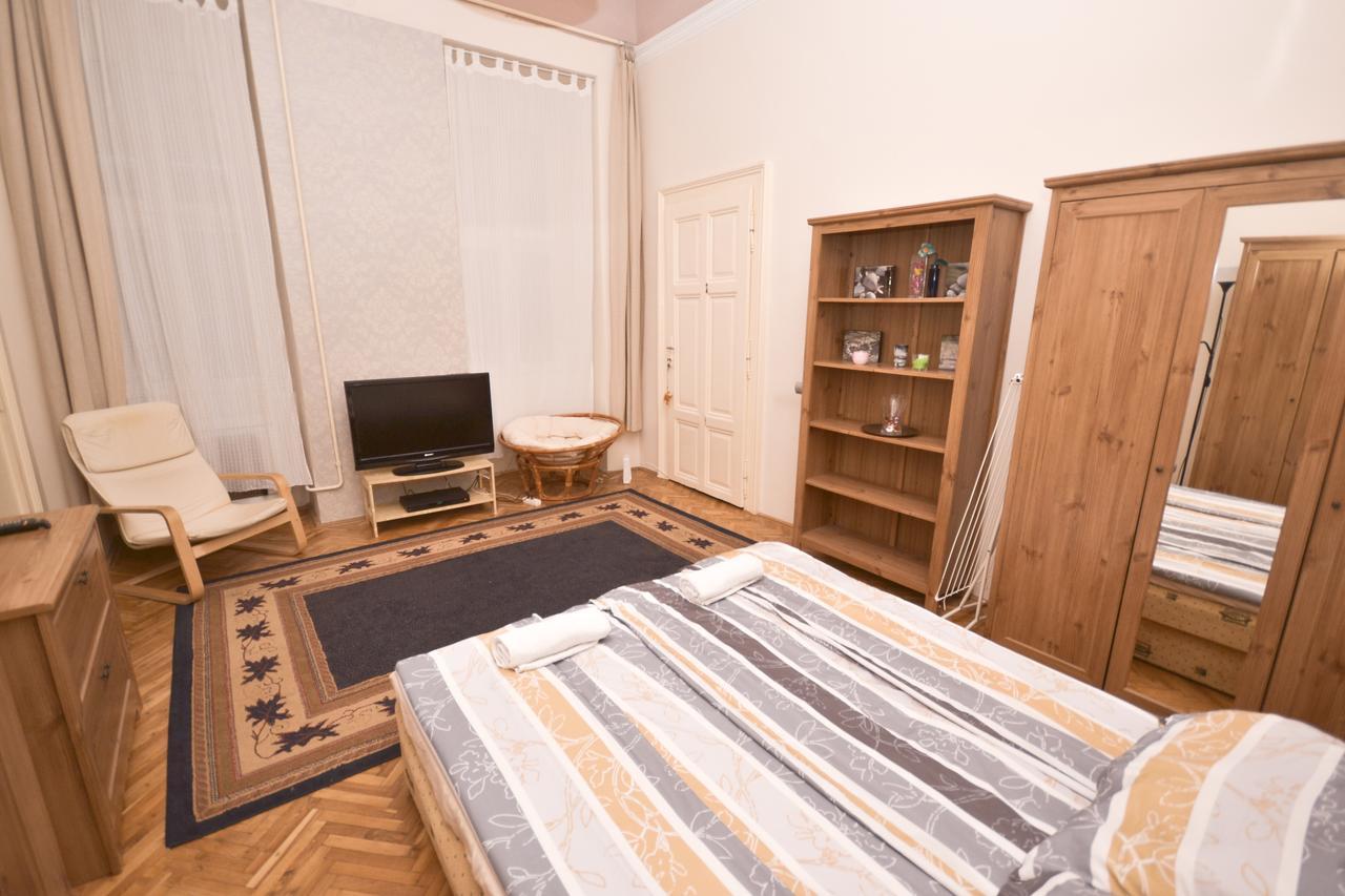 Nador Street Apartment Будапеща Екстериор снимка