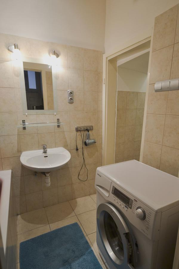 Nador Street Apartment Будапеща Екстериор снимка